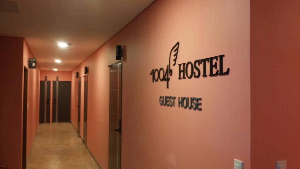 1004 Hostel Guesthouse Yeosu Extérieur photo